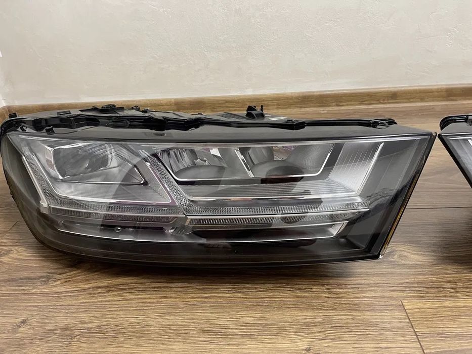 Фари AUDI Q7 FUL LED 4M права ліва комплект