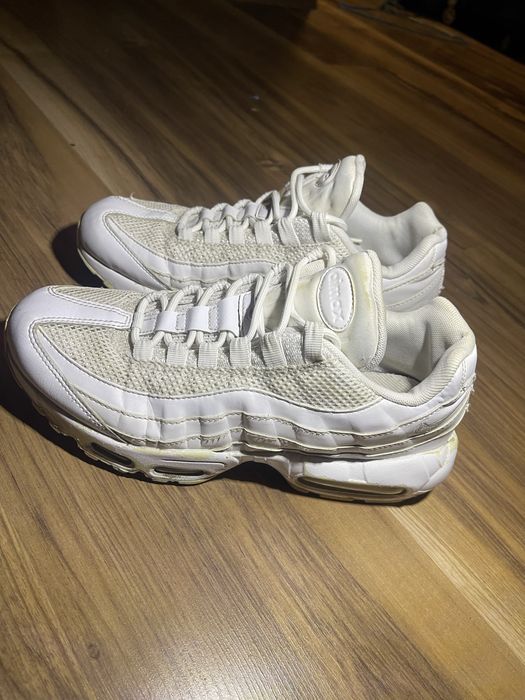 Білосніжні кросівки nike air max 95 41