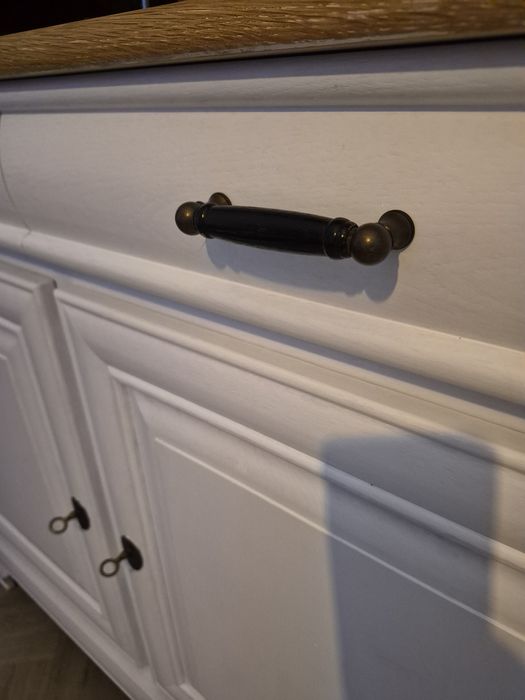 Kredens dębowy, kącik kawowy, coffee corner