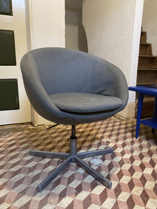 Caderia IKEA SKRUVSTA