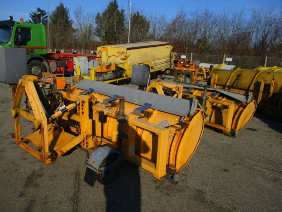 Pług do śniegu Epoke odśnieżny własna hydraulika ciężarowy zaczep