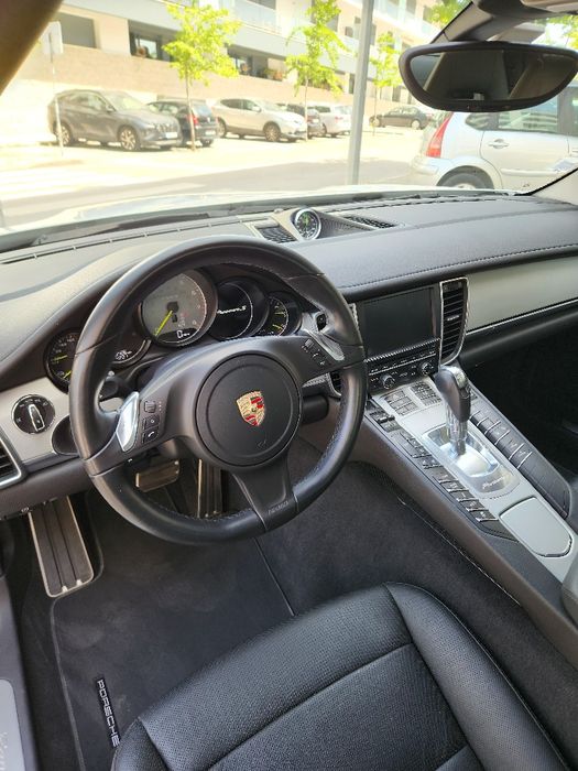 Panamera S híbrido só 77.000 km nacional ano 2014 como novo todas as revisões na Porsche Aceito retoma