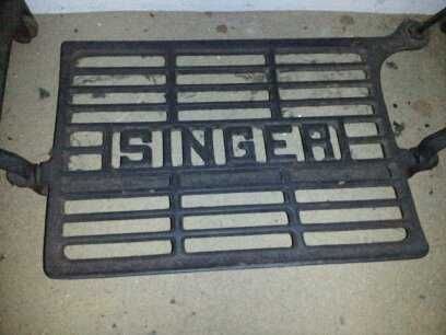 máquina costura Singer, modelo 15 C