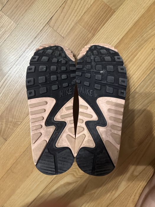 Кросівки жіночі Nike Air Max