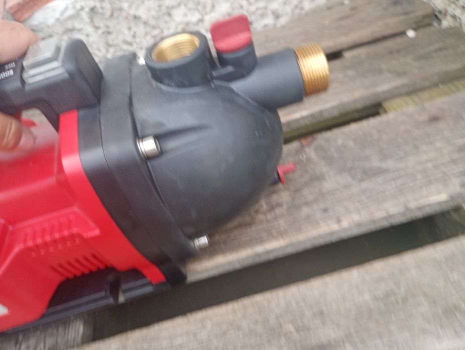 Pompa do wody akumulatorowa Einhell 18V
