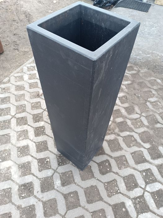 Donica plastikowa wysoka doniczka wąska prosperplast kwietnik
