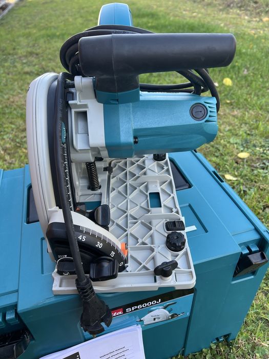 Заглибна пила Makita SP 6000