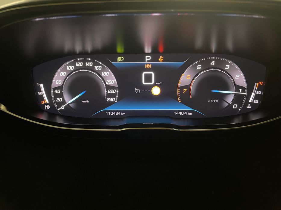 Peugeot 5008 1.2 PureTech Active Pack EAT8 – 7 Lugares
