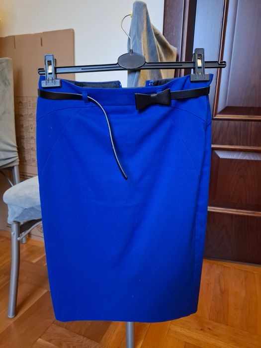 Spódnica. 36. Turkus. Ołówkowa.