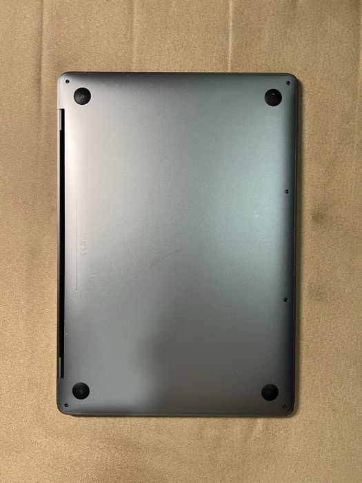 MacBook Pro 13” 2017 (A1708) – 128GB SSD – Bom Estado