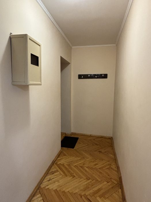 Однокімнатна квартира подобово біля собору