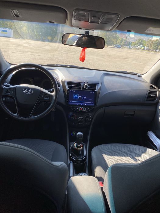 Hyundai Accent 2011