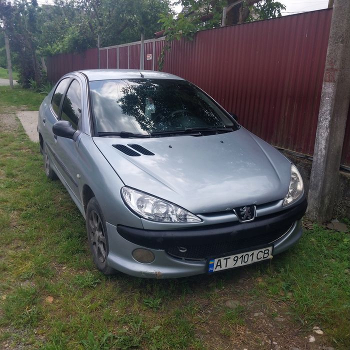 Авто на ходу,все працюе,любе переоформлення,можливий обмін .