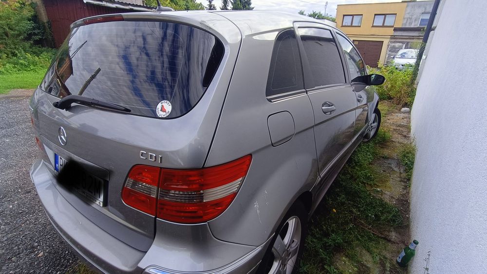 Mercedes b klasa