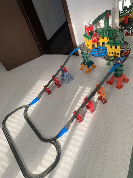 Tomek i przyjacielele Stacja Sodor Gigant Fisher Price