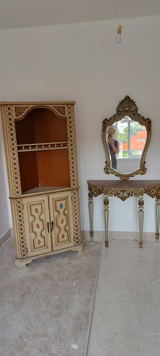 Credência e cantoneira