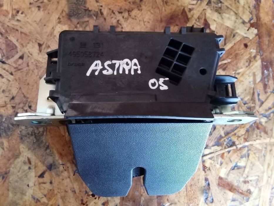FECHO DA MALA OPEL ASTRA H 04-08 495058724