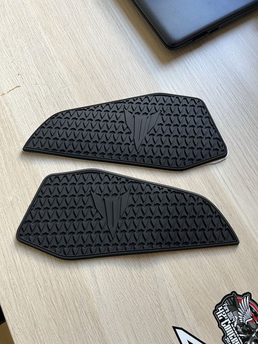 Mt07 protetores de tanque