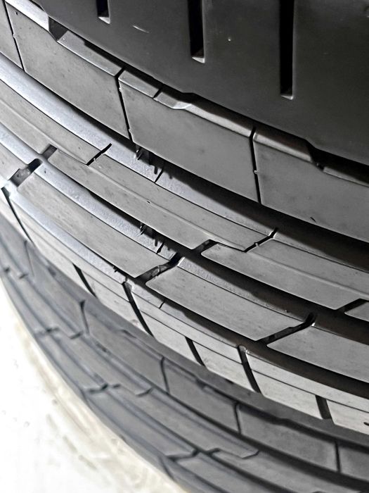 Pneus Hankook Ventus S1 Evo3 - 235/40/19 - Como NOVOS