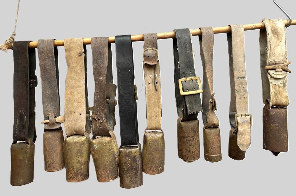 10 chocalhos antigos com coleira optimo som