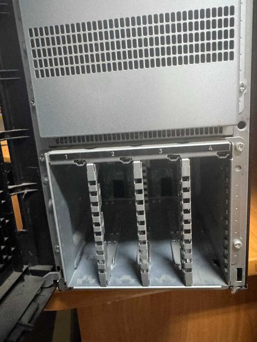 Сервер HP ML350 G10 2xXEON 128gb