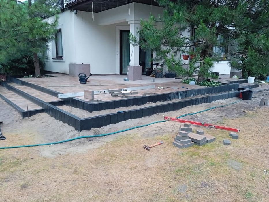 Układanie kostki usługi brukarskie roboty ziemne kostka brukowa