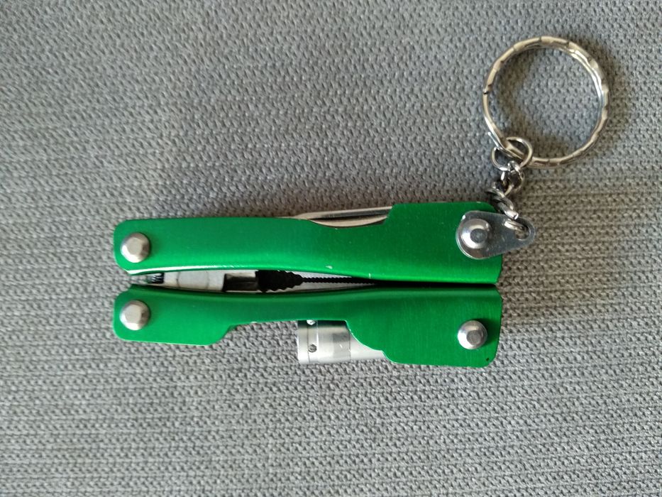 Mini multitool brelok 6w1