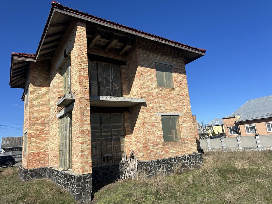 Пропонуємо до Продажу Капітальний Новий Будинок в с Білозір"я