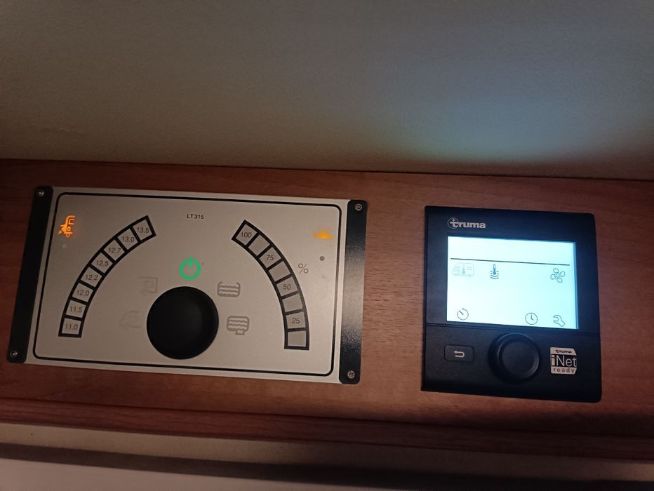 Autocaravana -KNAUS VAN I -650MEG - Platinum Selection - Edição Limitada