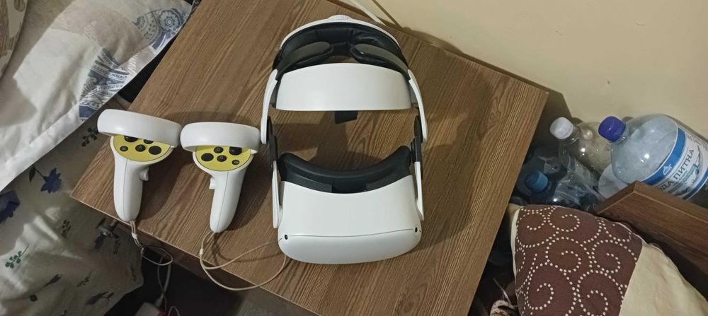 VR Oculus Quest 2 128 GB + Bobo VR M2