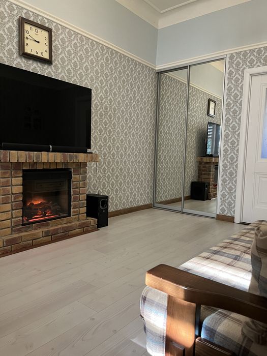Сталінка. Продаж шикарної 2-кім кв, 63 м² з високими стелями, меблямі та техніка залишаються