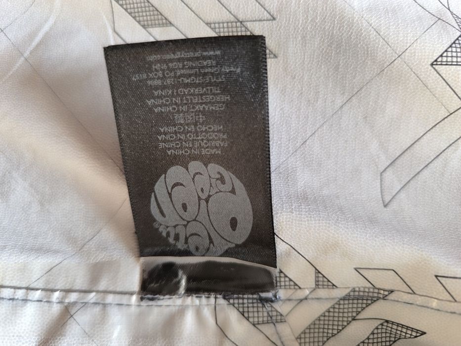 Вітровка Pretty Green