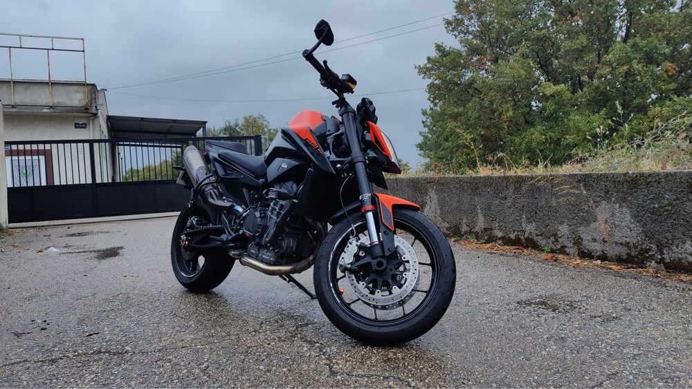KTM 890 Duke de 2022