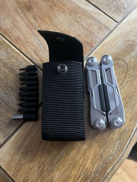 Oryginalny multitool Audi