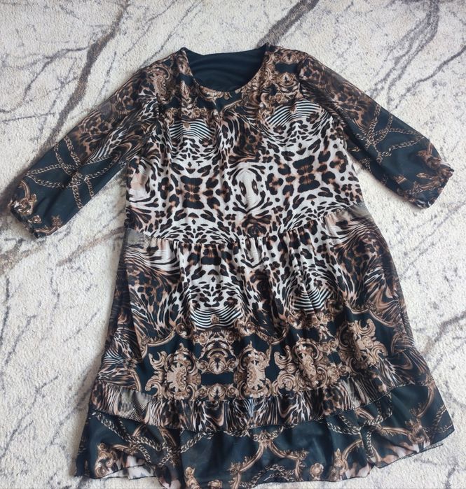 Damska sukienka w panterkę r 40/42 L/Xl