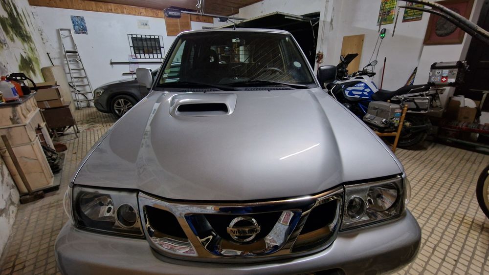 Vendo Terrano II 3.0 Van