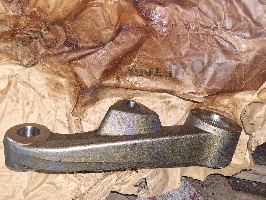 Ramię podnośnika  prawe new holland T7 T6 steyr  case