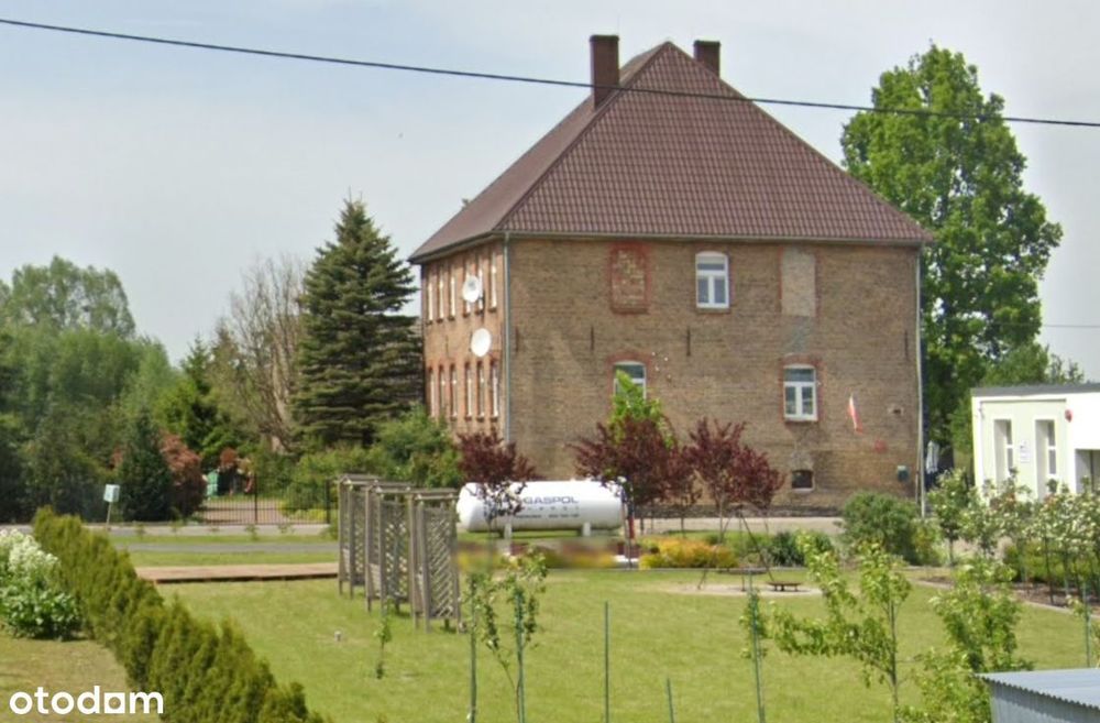 Duże mieszkanie z ogrodem, piwnicą, strychem oraz garażem