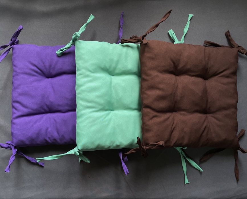 Подушки для крісел, на табурети, на стільці, в школу, садочок.