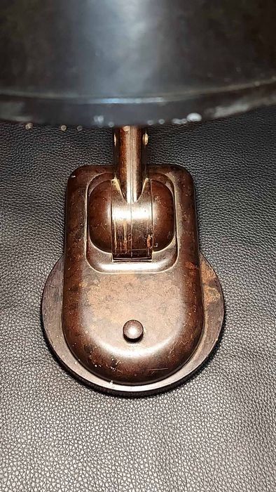 Настільна лампа НКВД.