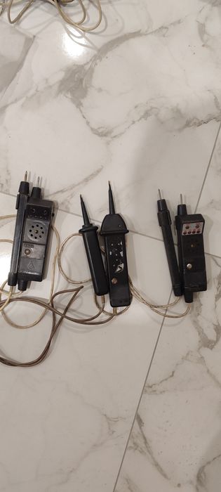 Указатель напряжения