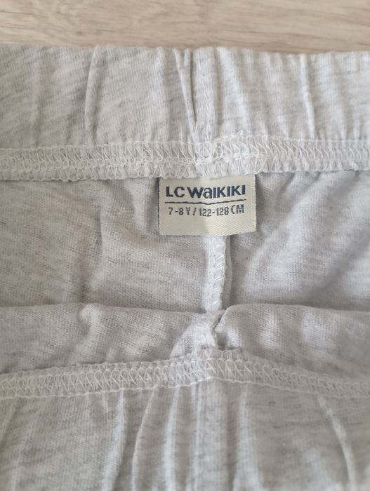 Шорти світло сірі LC WAIKIKI р.122-128