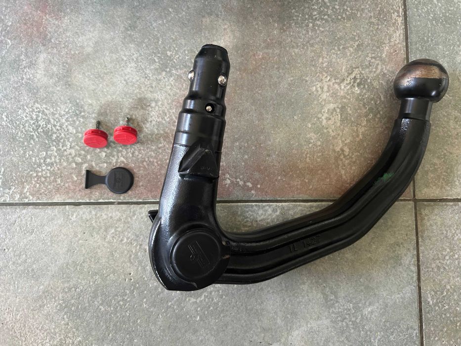 Engate de Reboque para Tesla Model 3 (Oficial Tesla)