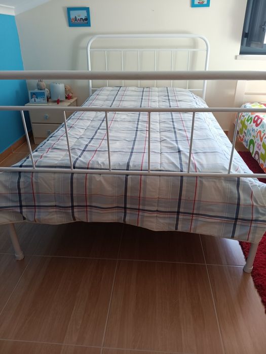 Cama ferro branca