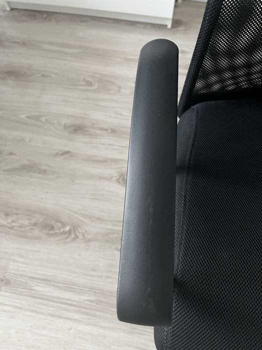 Krzesło biurowe obrotowe BILLUM czarny JYSK