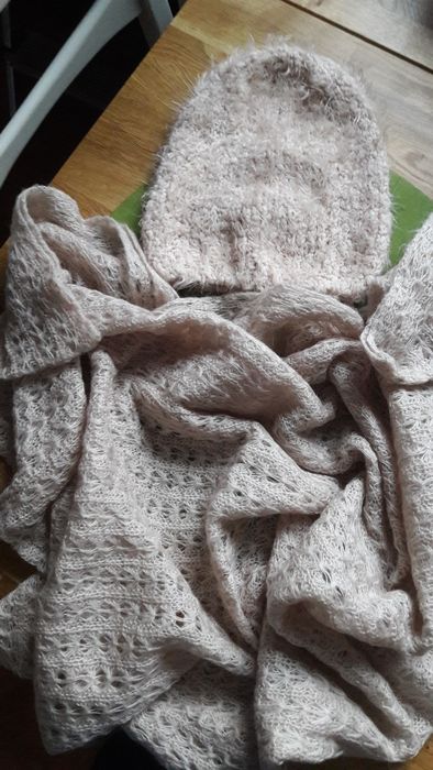 Zimowy komplet damski