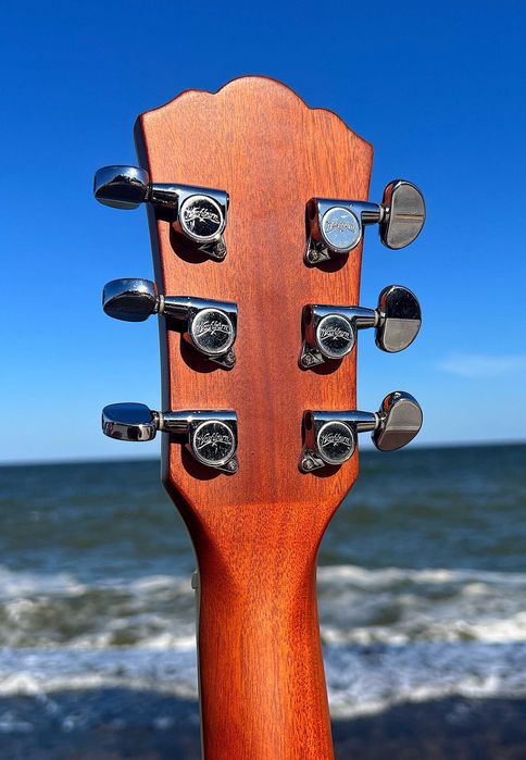 Гитара акустическая Washburn WCD18 с цельным топом. + чехол в подарок!