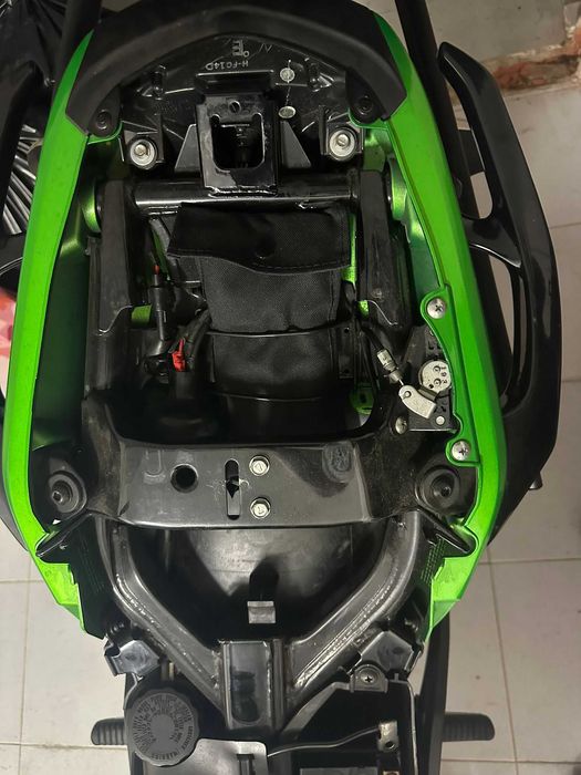 Kawasaki 650 6NER
