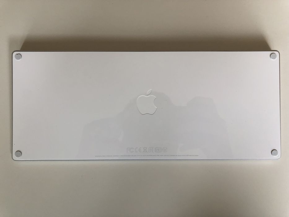 Apple Magic Keyboard64751816479873124