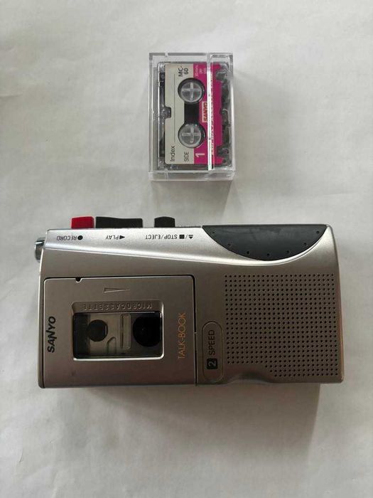 Dyktafon Sanyo TRC-530M powystawowy